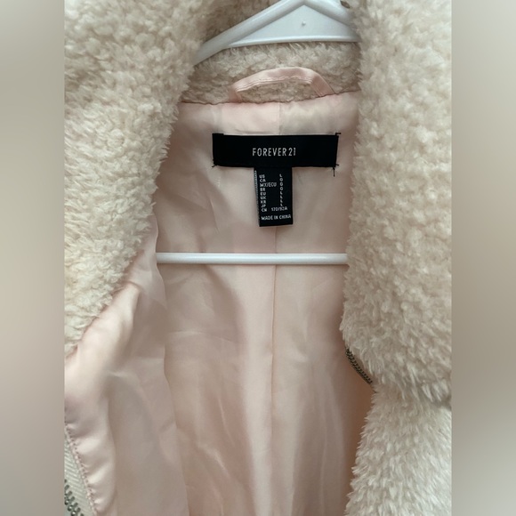 Pink jacket - Picture 2 of 3